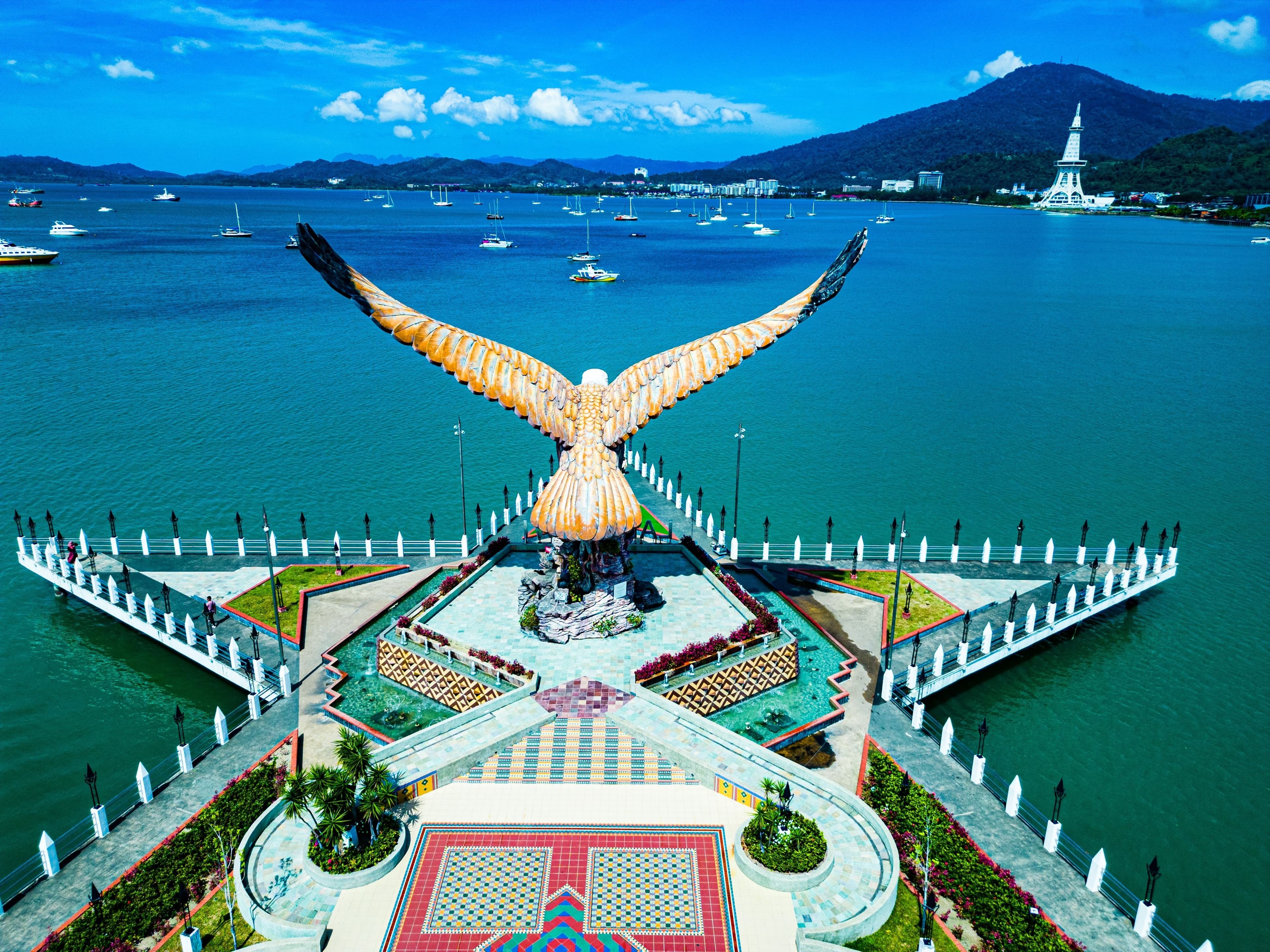 Beach Destinations in Malaysia: Tropical Escapes for Every Traveler